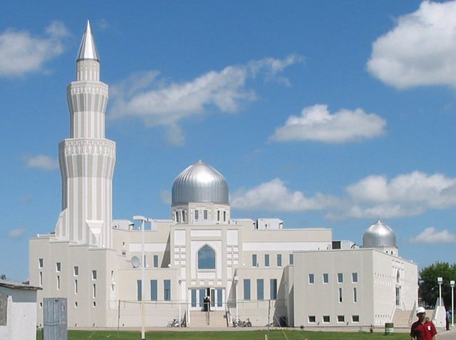 أهم المساجد في كندا