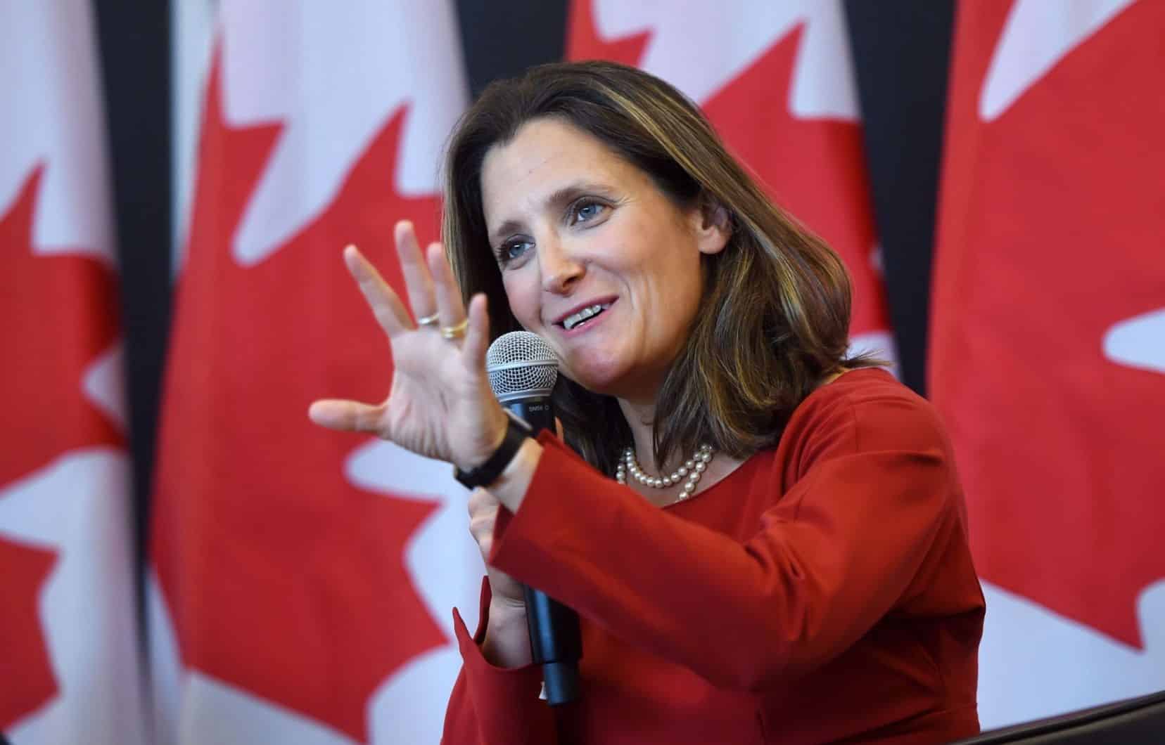 تصريحات نائبة رئيس الوزراء الكندي بشأن اعادة تشغيل الاقتصاد