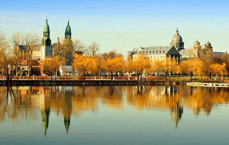 أهم 10 معالم سياحية في مدينة مونتريال الرائعة