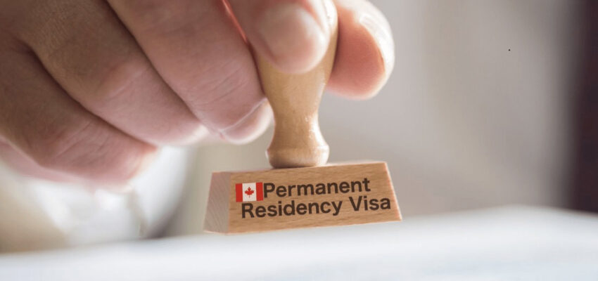 بطاقة الإقامة الدائمة PR و حقوق المقيم الدائم في كندا