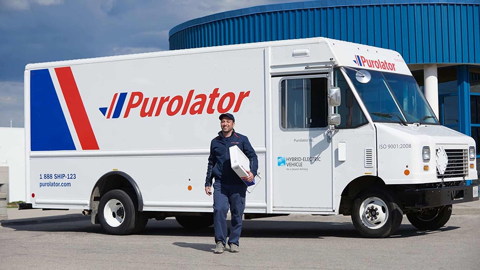 توفير الكثير من الوظائف فى كندا من خلال شركة Purolator و Amazon Canada