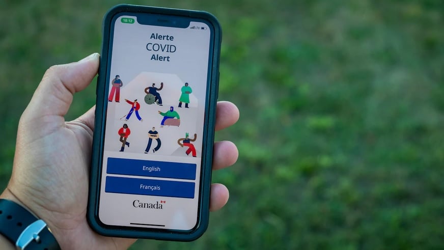 تطبيق COVID ALERT وتصريحات المقاطعات الكندية الخاصة به