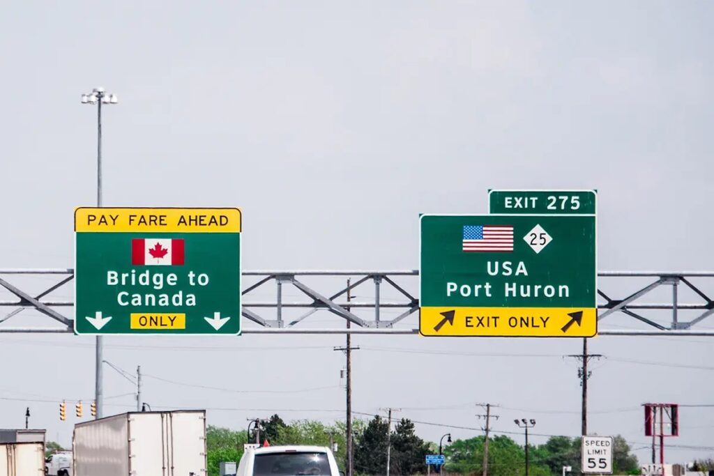 تمديد إغلاق الحدود بين كندا والولايات المتحدة مرة أخرى