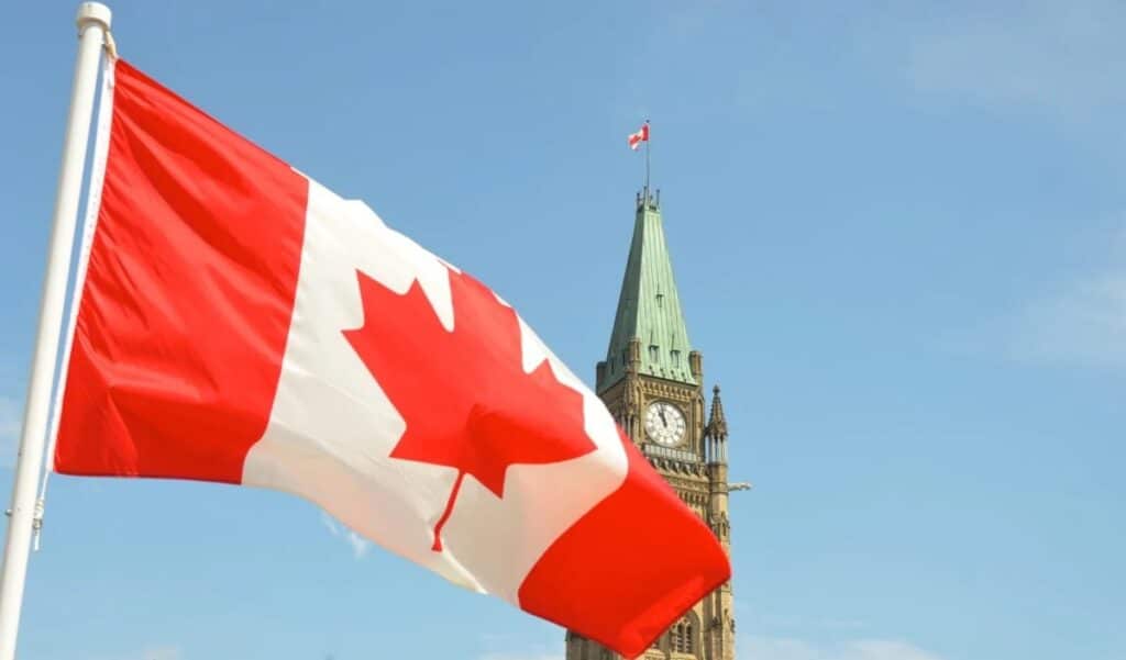إعادة فتح برنامج هجرة الآباء والأجداد فى كندا فى 13 أكتوبر