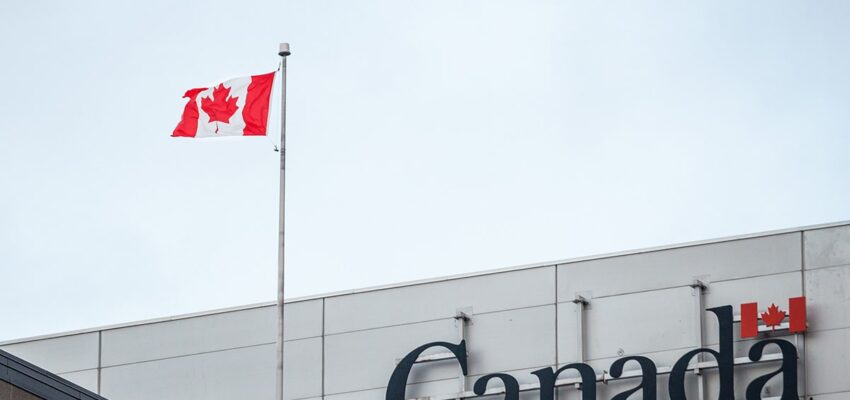 وزارة الهجرة فى كندا تسهل متطلبات الدخل للهجرة العائلية