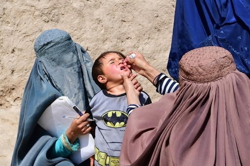 إجراءات طارئة لتلافى الحصبة وأوبئة شلل الأطفال فى جميع أنحاء العالم