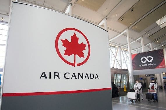 شركة طيران كندا تعلق رحلات أخرى عبر الأطلسى