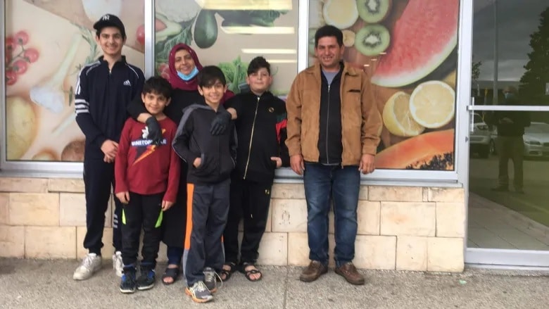 حادث يجعل عائلة سورية تكافح فى كندا من أجل التمسك بأعمالها و أحلامها