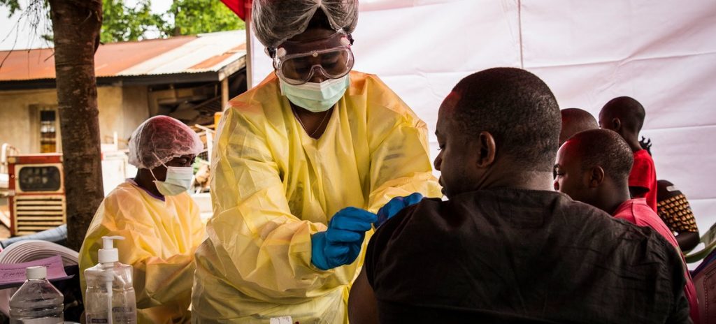 لقاحات الإيبولا مخزنة فى حالة تفشى المرض