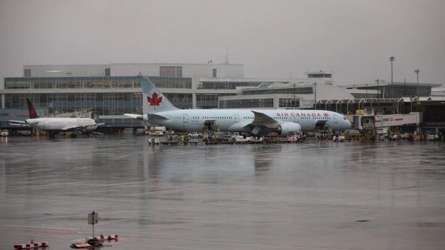 تظهر الأرقام الجديدة لشركة طيران كندا أن الربع الأخير من عام 2020 كان أسوأ من المتوقع