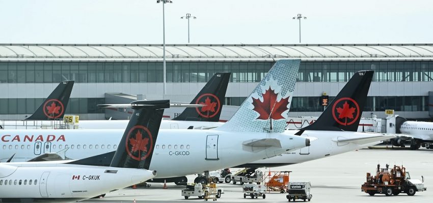 شركة طيران كندا تخفض الوظائف وتعلق الطرق مرة أخرى