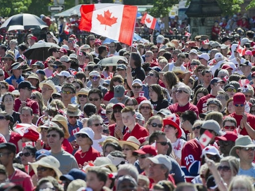 رئيس الوزراء السابق يريد أن يزيد عدد سكان كندا إلى 100 مليون