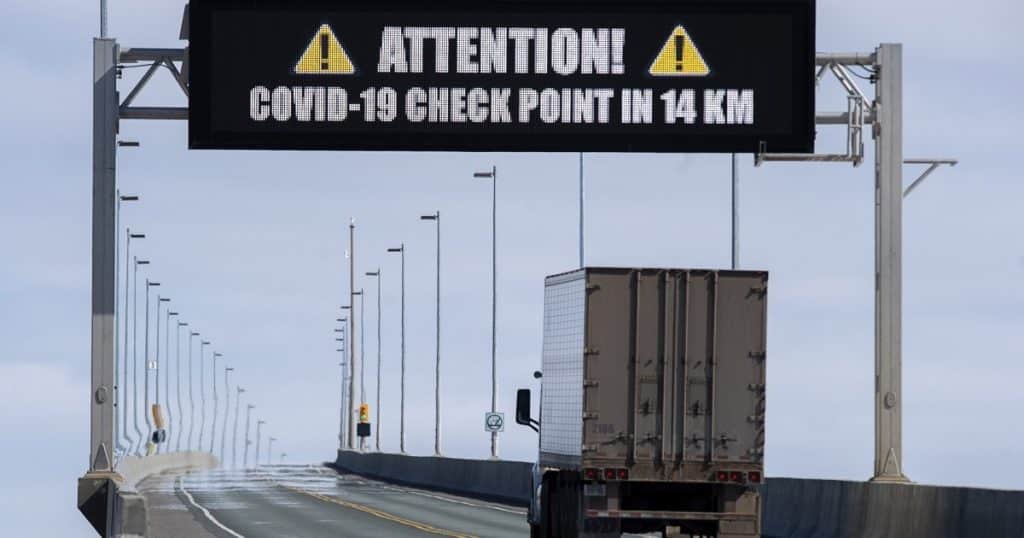 الكنديون ليسوا فى عجلة من أمرهم لإعادة فتح الحدود