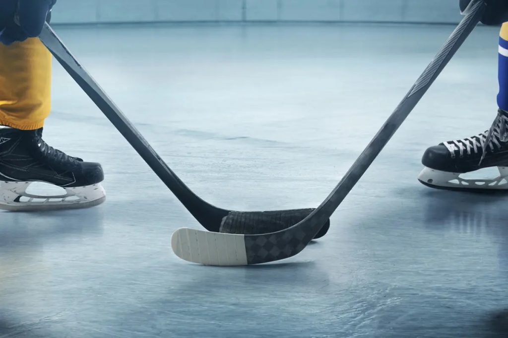 كندا توافق على إعفاء السفر للاعبى NHL