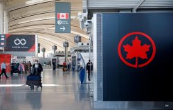 ما يحتاج المسافرون الملقحون معرفته قبل دخول كندا